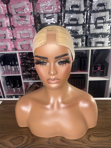 LAVISH WIG GRIP WITH PARTING